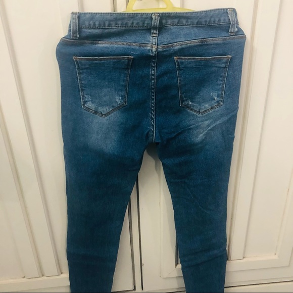 Ripped jeans - Picture 4 of 6